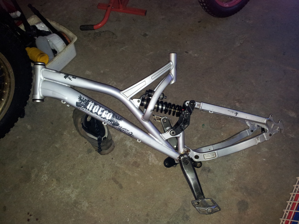 frame and shock, BB, headset and axle(cranks sold separably)