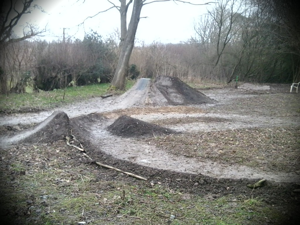 my bigline of dirt jumps in the background and middle line at the front