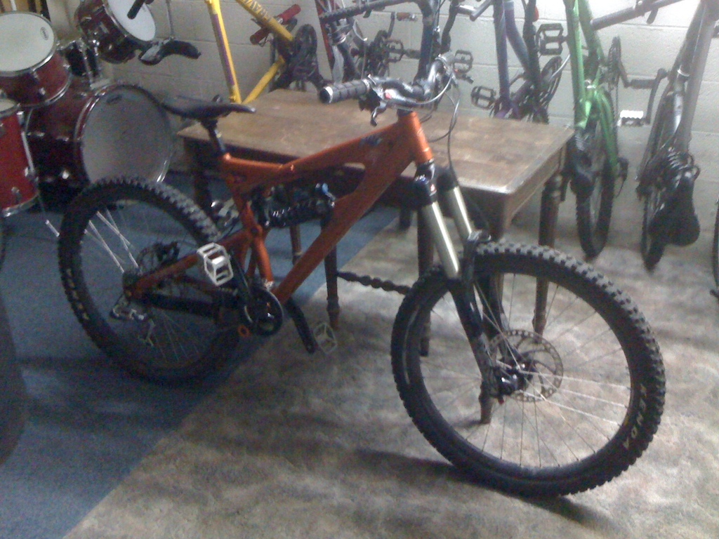 New bike  Santa Cruz VP Free Decked out in with the good stuff