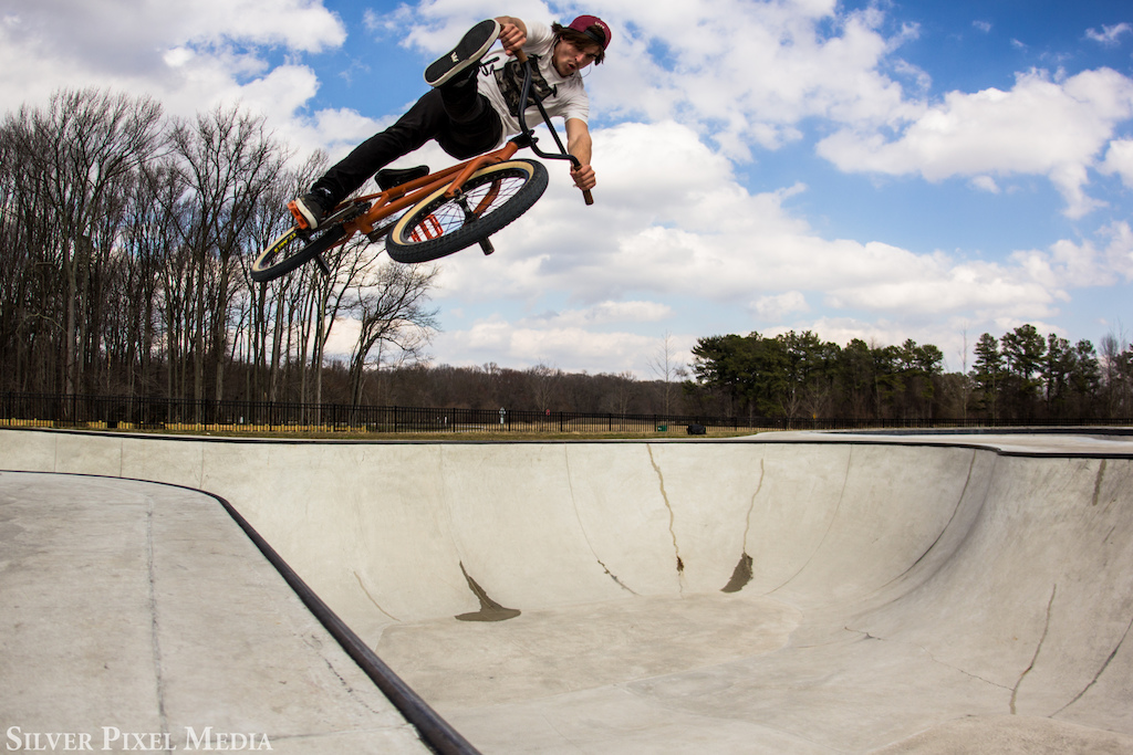 Can can air.