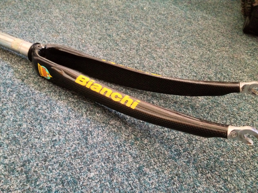 Bianchi Carbon road fork

Really hard to come across with 1" threadless steerer. 

Hope to build up a nice sleek single speed to get to work and uni on.