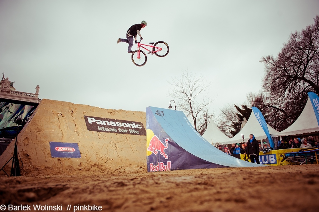 Pavel and his pinkbike in the finals 