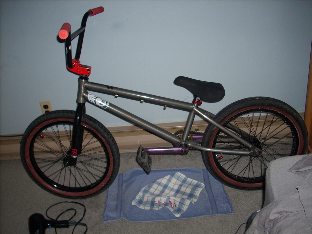 fully custom stolen wrap
