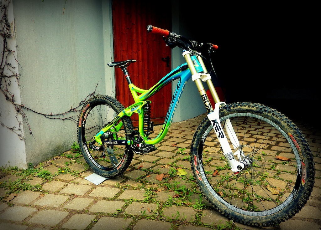 norco aurum le 2013