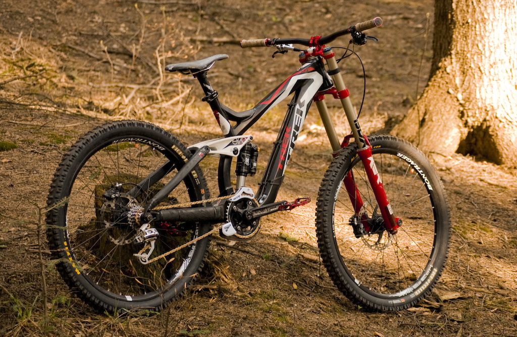 My new ride. Trek Session 8.