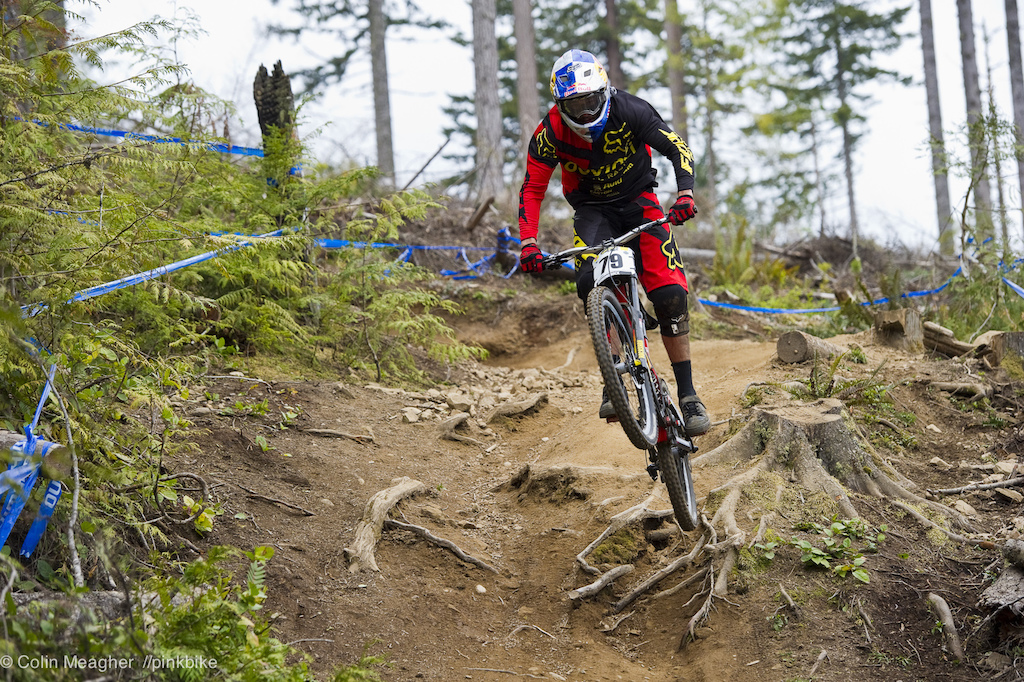 Top seed: Stevie Smith over the roots before firing into the woods.