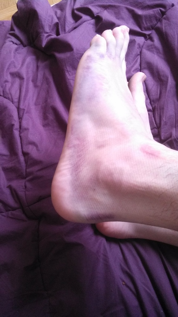 Foot, the same colour purple as my bed. The green doesn't show, sadly.