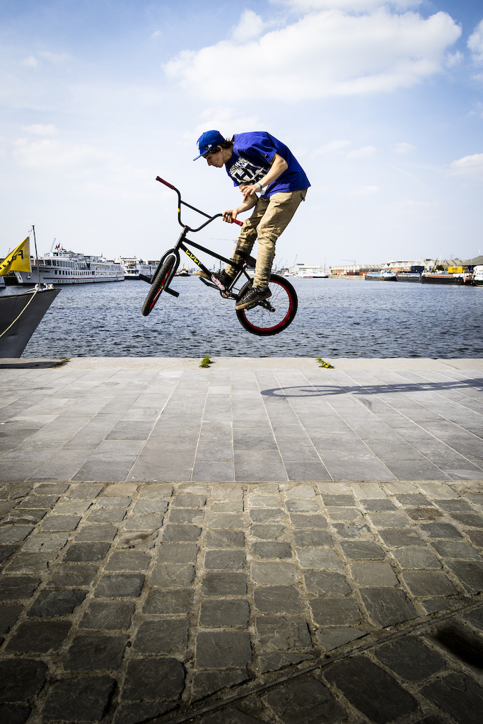 Barspin