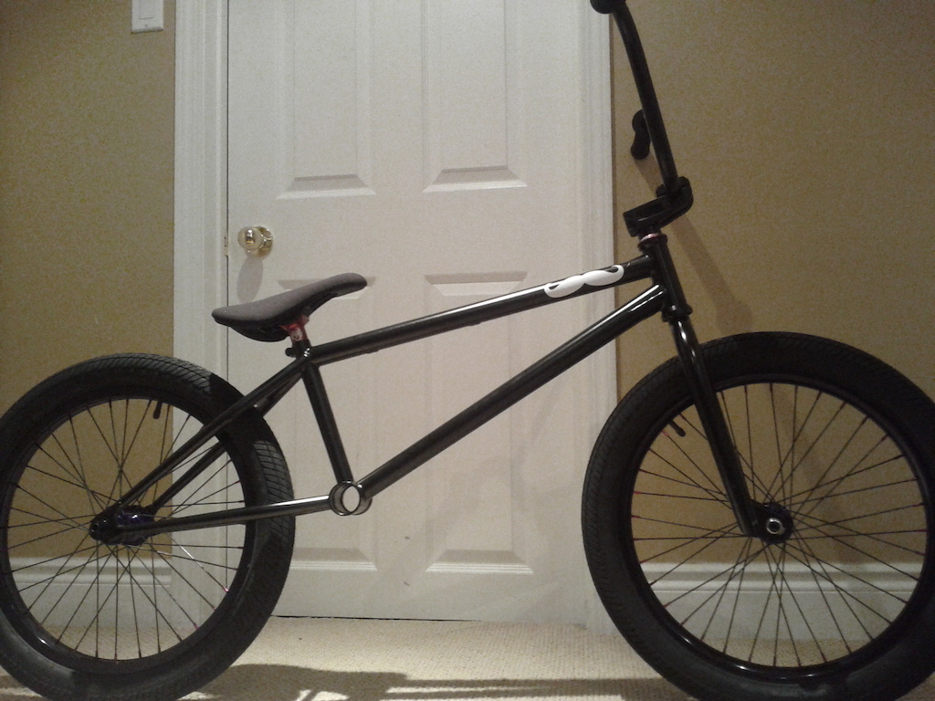 Alienation rims, Profile mini front hub Profile LHD rear hub and United swerve 2.2 tires