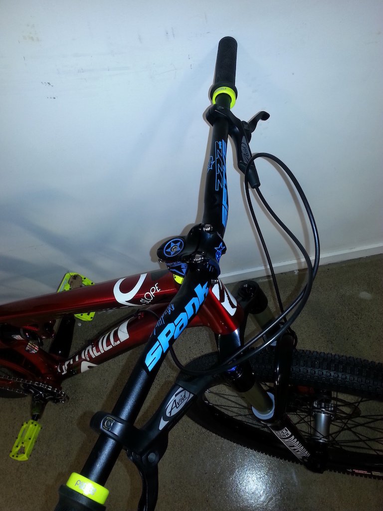 New bars, stem and tyres