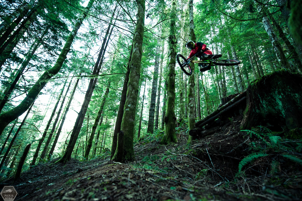 Bryn sends it during filming for his Barred for Life 2 segment in Olympia.
