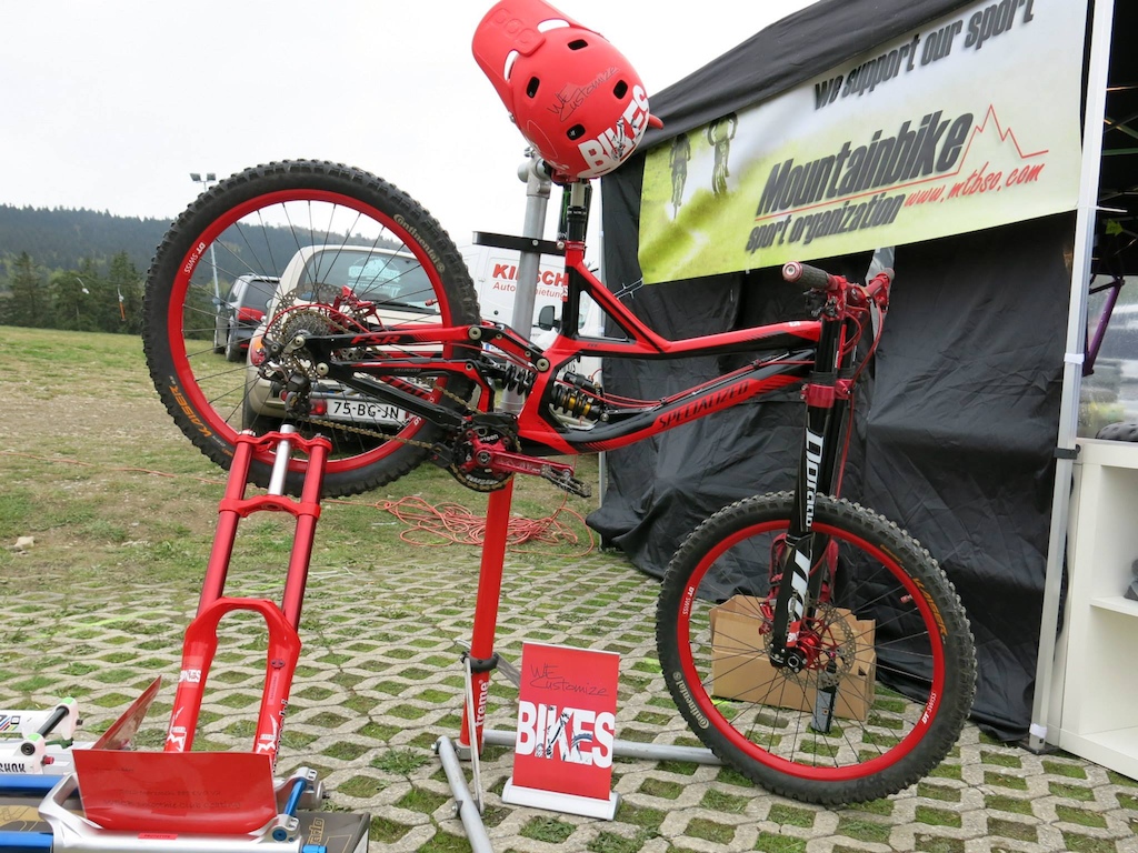 Dirt Masters Festival Winterberg sexy dh bikes,Custom Demo 8 from WE Customize Bikes