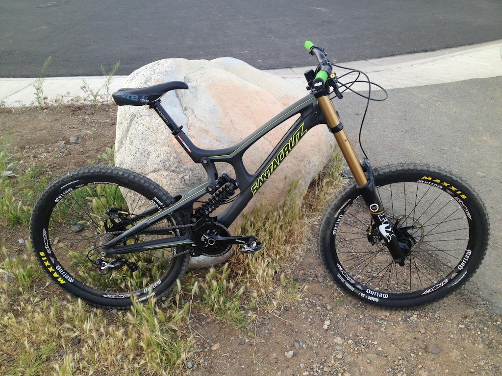 new v10 carbon black rock bicycles reno nv