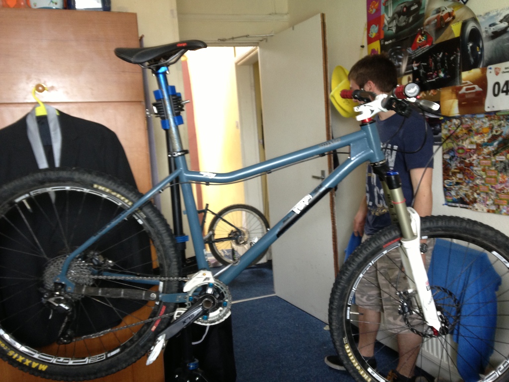 Swapped out the 16" Ragley frame for an 18"... so its now exactly the same as it was...