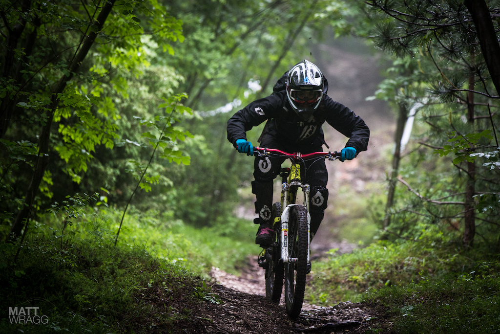 Valentina Macheda looked equally happy on the trails as she did in the car park. She spend a lot of time riding with her boyfriend, Manuel Ducci, and as she has grown more confident on the bike over the last year or so, has started to picked up his aggressive riding style too.