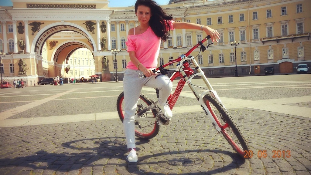 Monster Energy, girl, beatiful, black, santa cruz, v10, v 10, hope, boxxer, shimano, saint, dt swiss, dmr, russia, saint pi, petersburg, centr, The Palace Square, Nevsky, The Hermitage, dc, cap, red, pink, race face, nuke proof, sunline, rock shox, me, like, my, cool, funny, baby, followme, photo, instagram, city, downhill, freeride, trial, Victoria