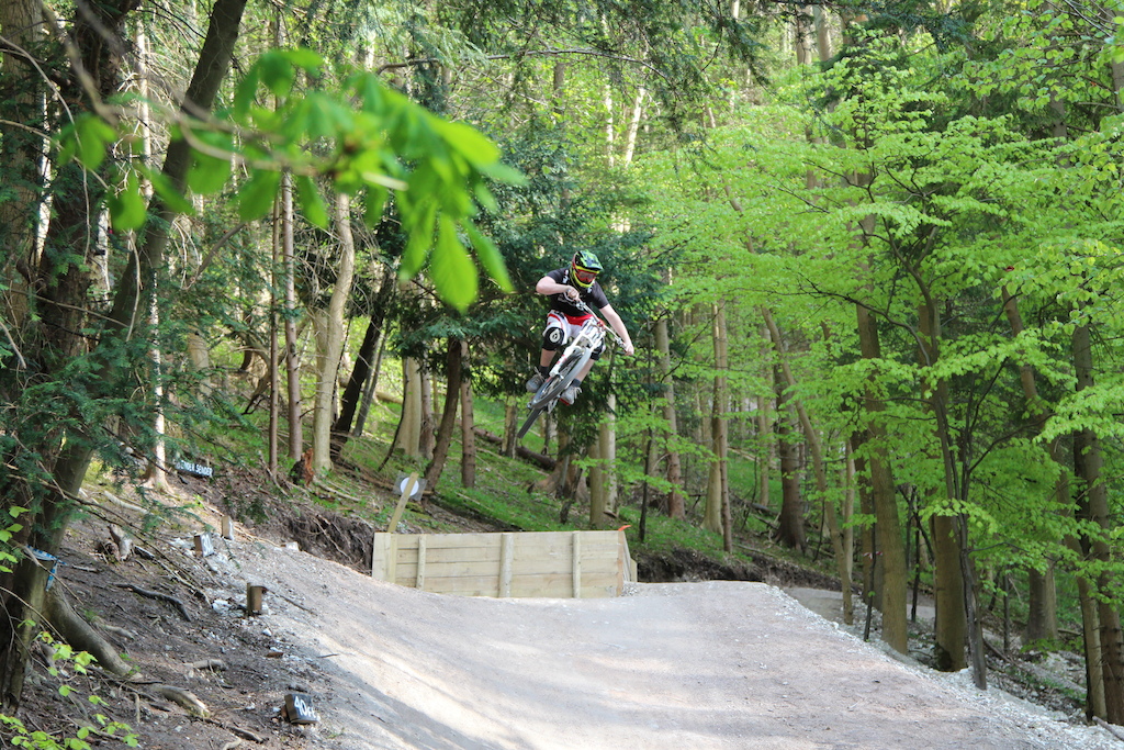 Riding surface to air at Aston hill, hitting the ender sender-Photo by Linas Kupstys