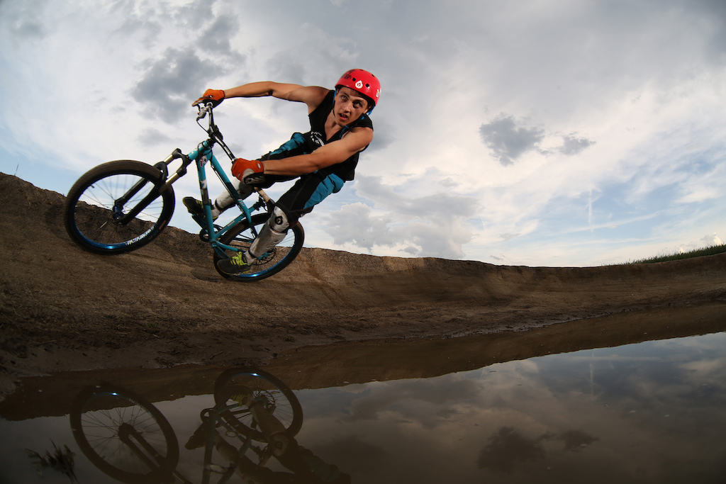 pumptrack fun  by http://grander.wordpress.com/