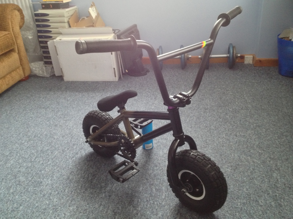Rocker Mini BMX... Yes i did.

Mini BMX edit to come!