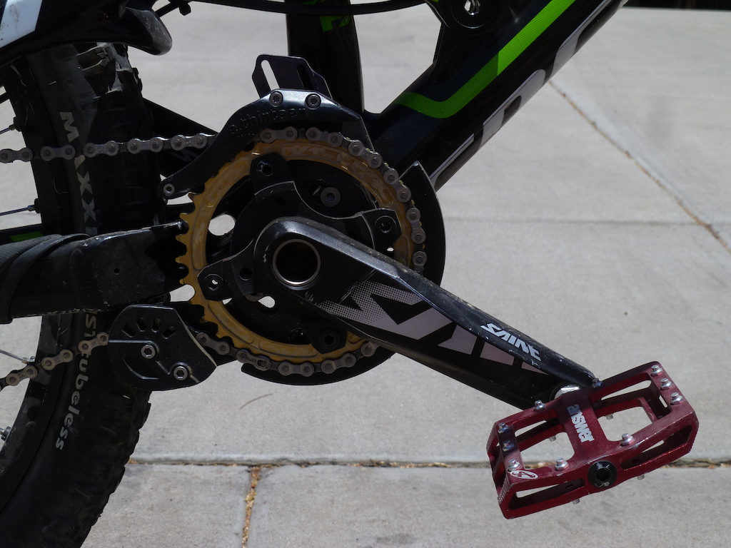 RaceFace 34 tooth Single Chainring
Answer Rove Flat Pedals
Saint 170 mm Cranks