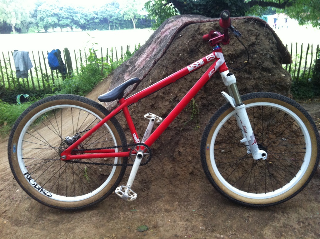 NS bikes DMR cult Manitou Spank Bars Avid brake DMR V12 mags