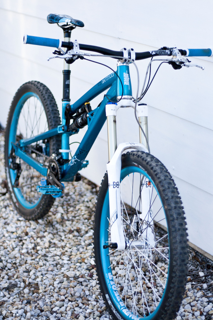 2013 Dartmoor wish with a slathering of dartmoor goodies, hope tech v2s, X-Fusion and XT drive train!