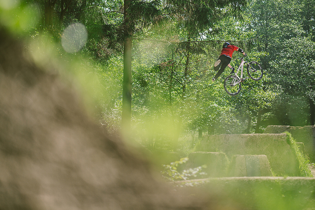 Mislav doing a huge indian air at the trails in Trzic.