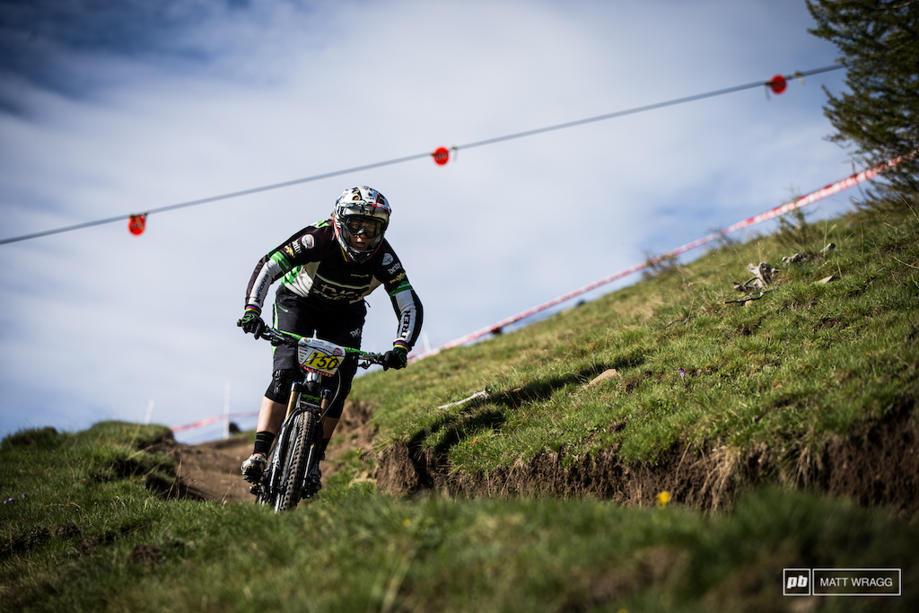 Leov s old Trek teammate Tracy Moseley on the other hand is very familiar with this format coming into this weekend off a win at the previous round of the French Cup at Samoens last weekend.
