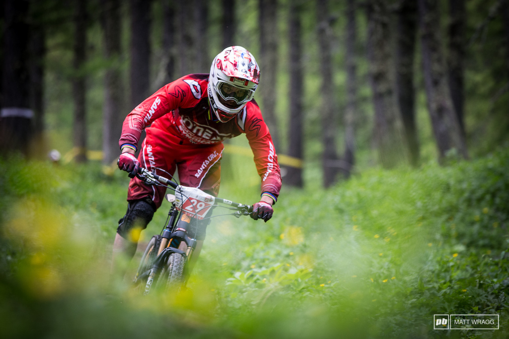 Greg giving the singletrack through the woods his full attention. He won his first EWS stage today and took third overall holding off Rene Wildhaber.