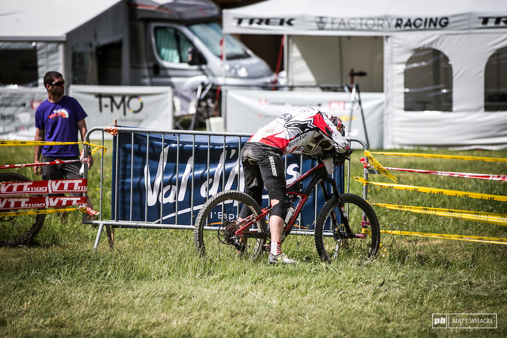 Anneke Beerten had mechanical problems on the final sixth stage and had a few problems over the course of the weekend. Her disappointment was obvious as she crossed the finish line the final podium spot doesn t seem to have been quite what she was after.