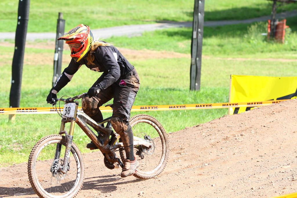 2013 Windham ProGRT Pro Women's Seeding... This grimace is courtesy of my dislocated hip.
