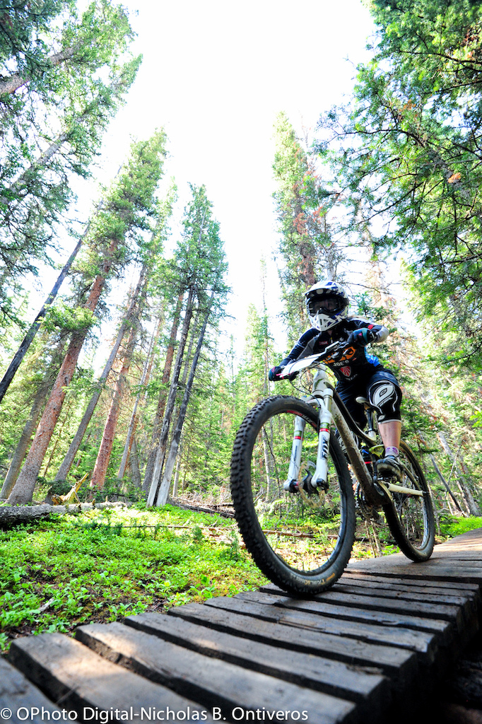 BME #3, Keystone is the third stop of the Big Mountain Enduro Series and also the second stop of the North American Enduro Series. Heather Irmiger leads after Day 1 followed by Krista Park, Jill Behlen, Margaret Gregory and Lea Julson. Three more burly stages on Sunday to go.
