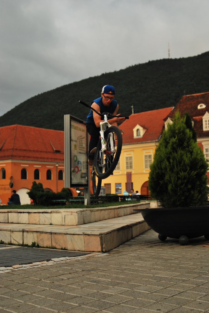 Barspin at street #ns suburban dirt#sektor\rct#street