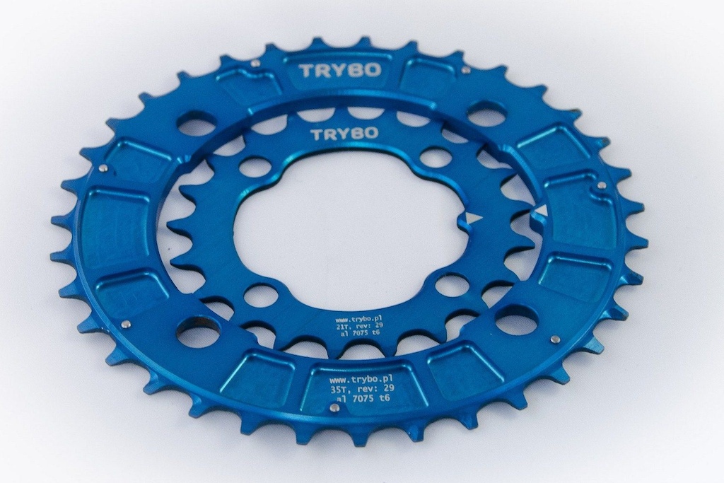 35/21 chainrings in blue
