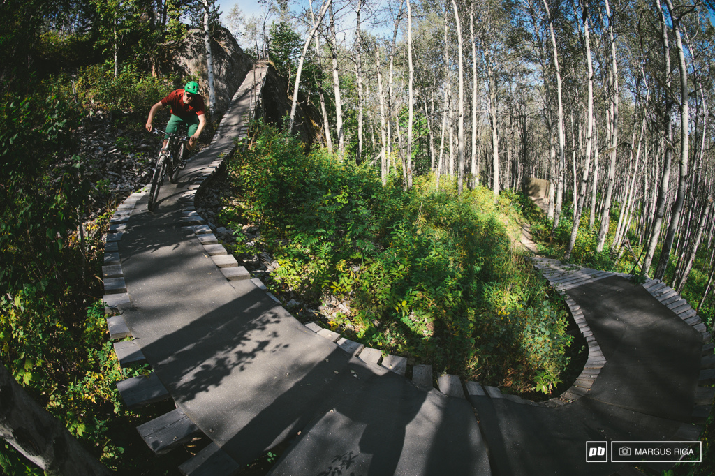 This bridge starts off with a very tight and tricky entrance up on the rock in the background.
