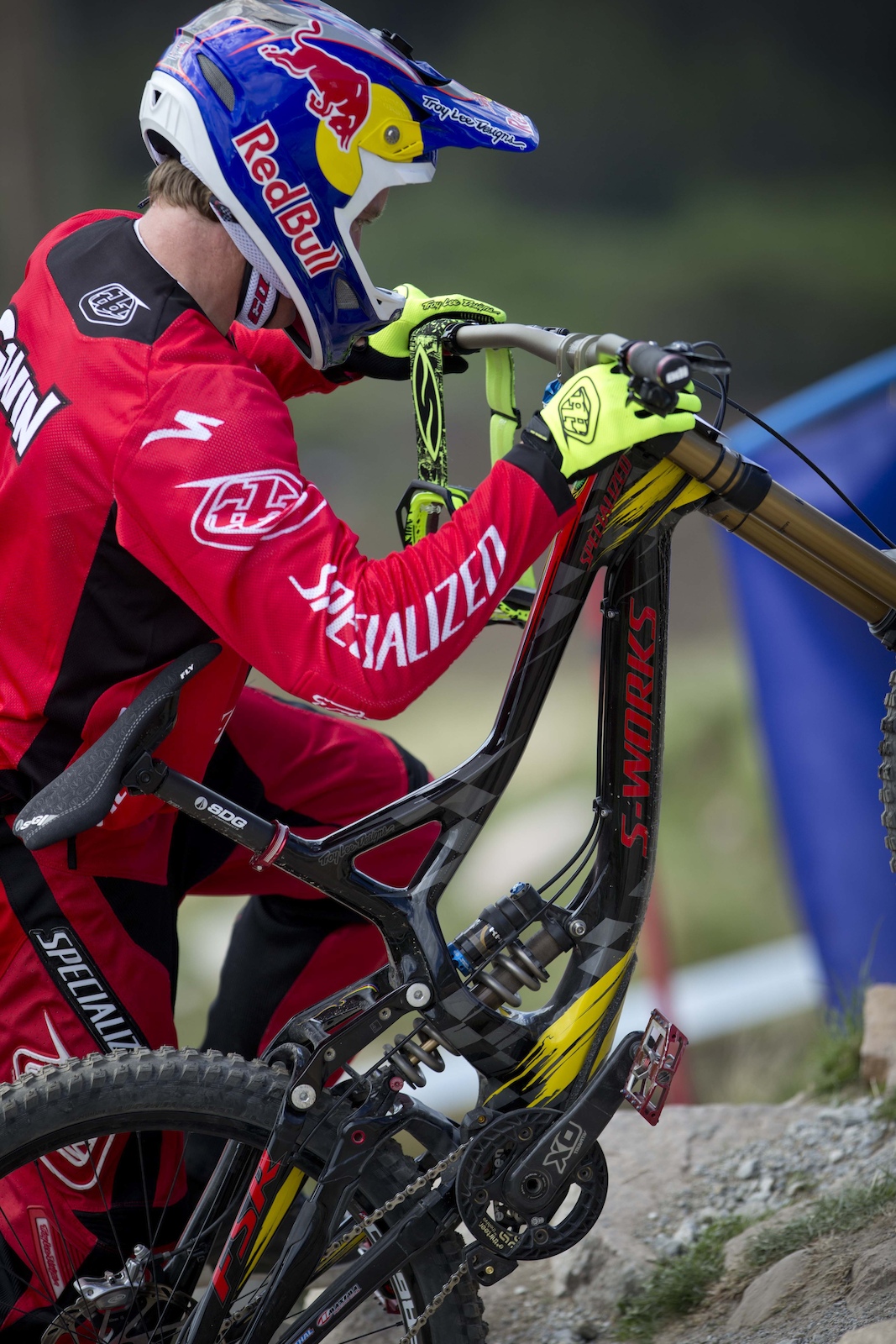 Aaron Gwin pushing back up the track to scope out some lines.



Photo by - Justin Sullivan