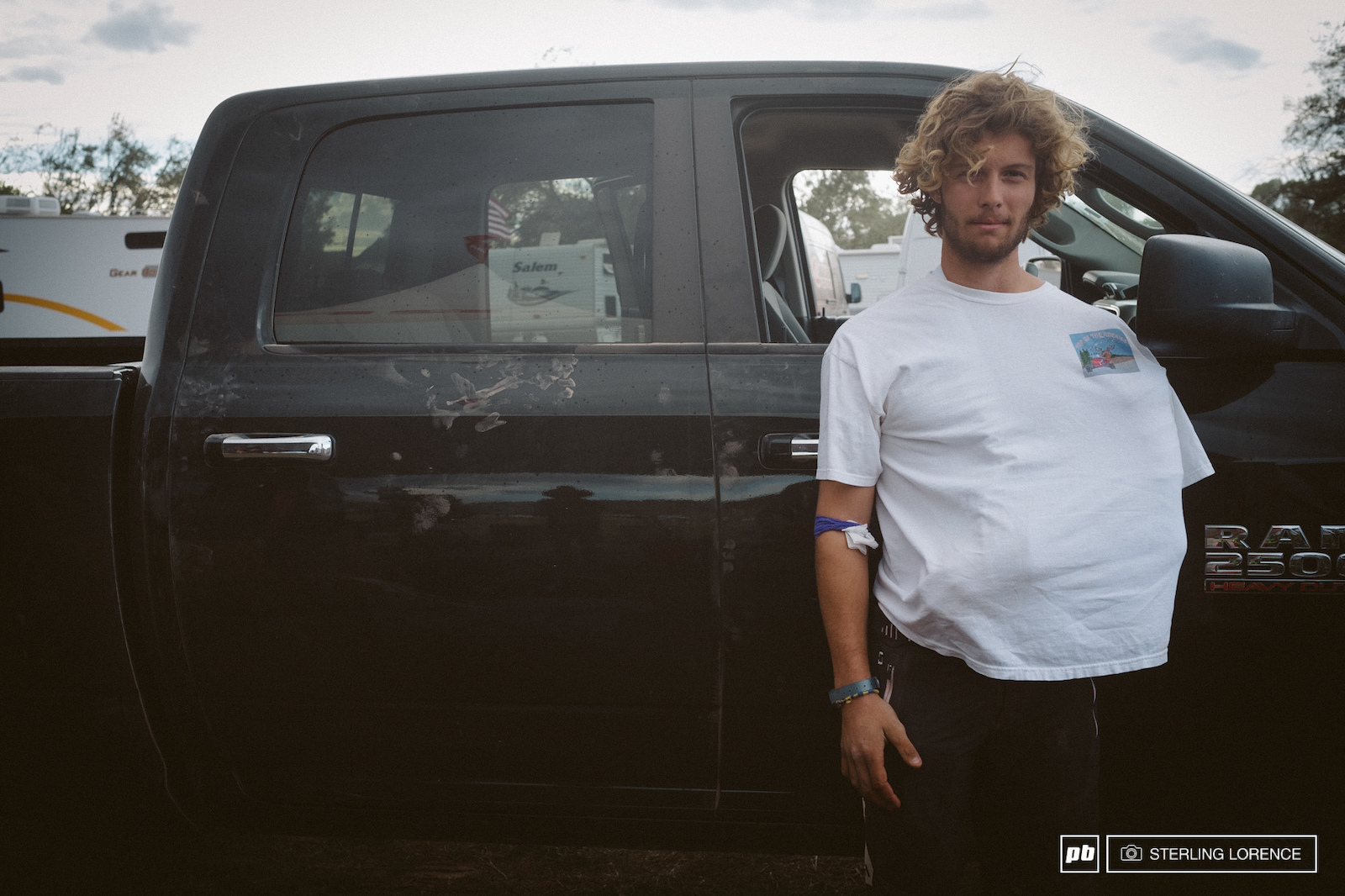 Antoine Bizet broke his arm attempting to double backflip at RedBull Rampage 2015 Virgin Utah USA