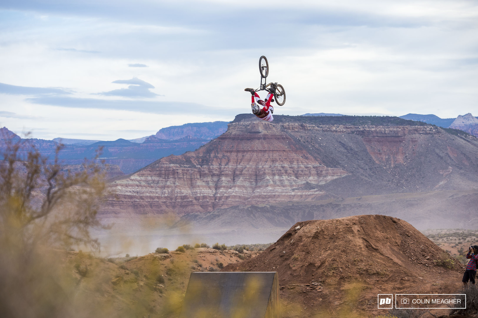 What we didn t see... and what might have gotten him more than the viewer s choice award Semenuk with a no footed can suicide back flip. He did it in the morning practice session but didn t pull it off during either of his runs.