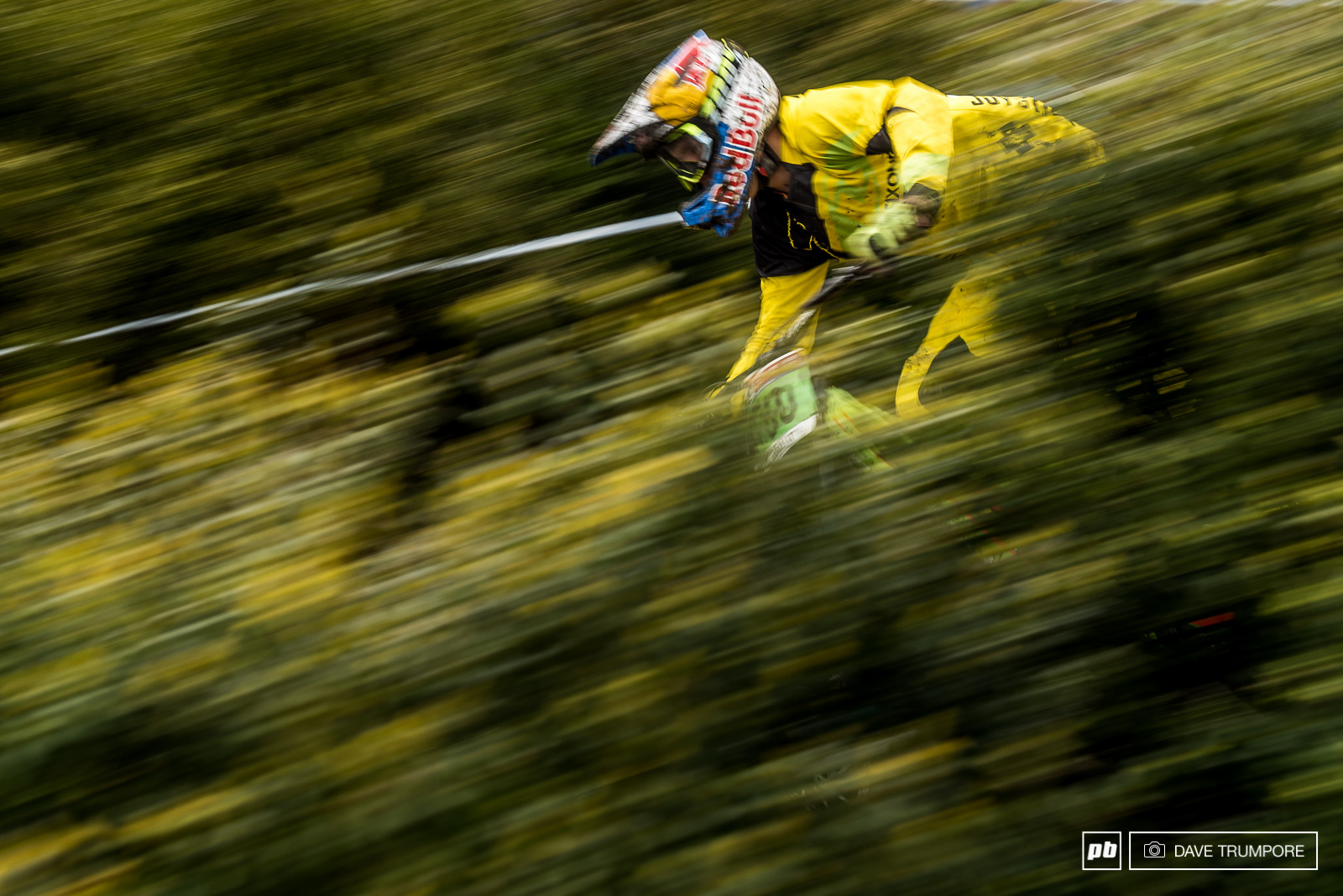 Not the best pan shot of Finn Iles to go with not the best qualifying run... Actually thats a lie as Finn had a stellar run going to take 2nd at the bottom split before washing out a corner within sight of the finish. Look for Finn to be in the hunt for a win tomorrow.
