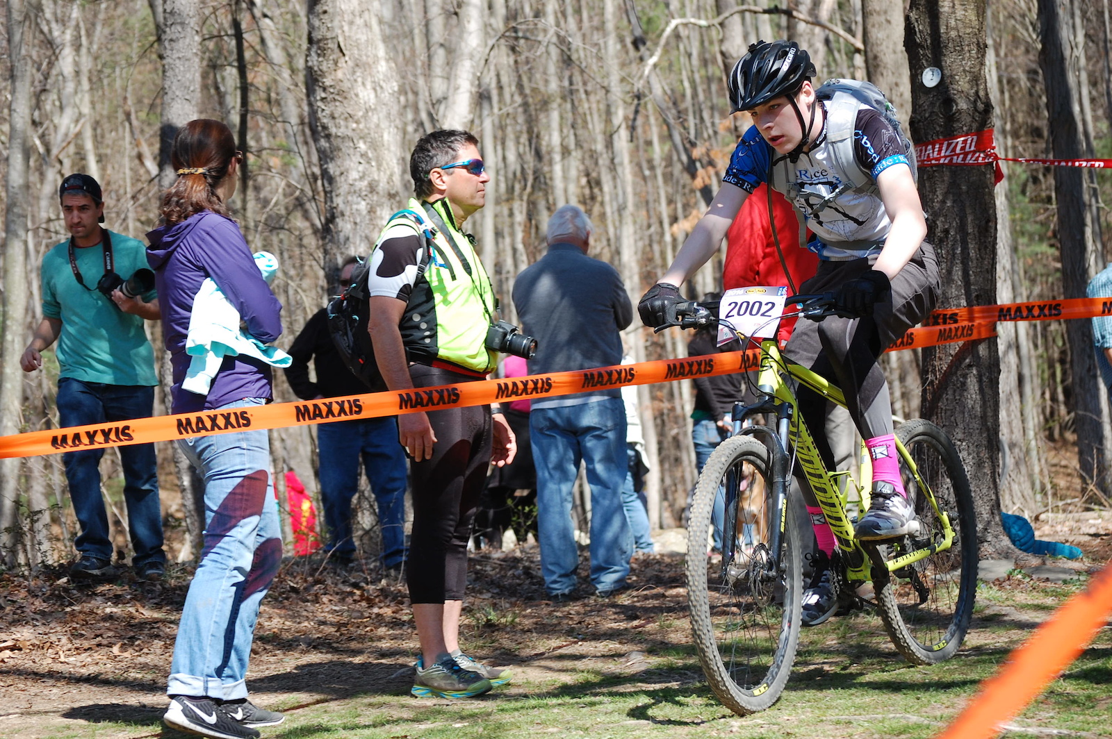 R-Cubed NICA Composite team racing at New York NICA first race in 2016 at Lippman Park