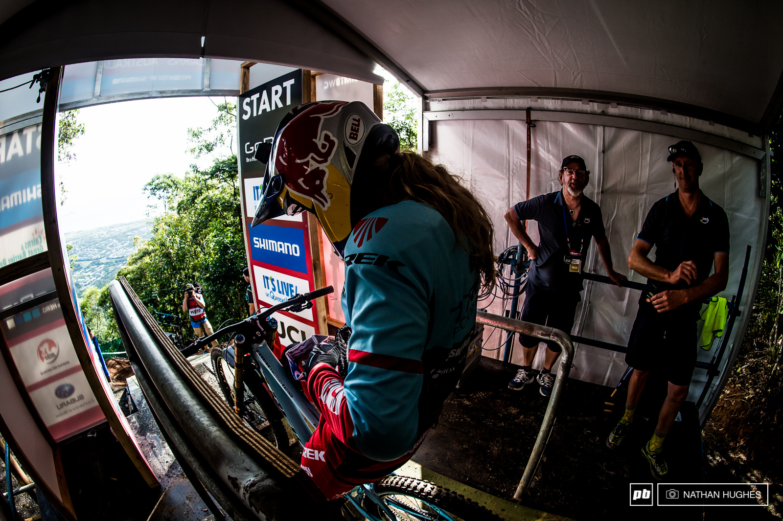 Rachybox ready to drop in on her first lap of the day ready to take a solid 5 seconds out of the field later in the arvo .