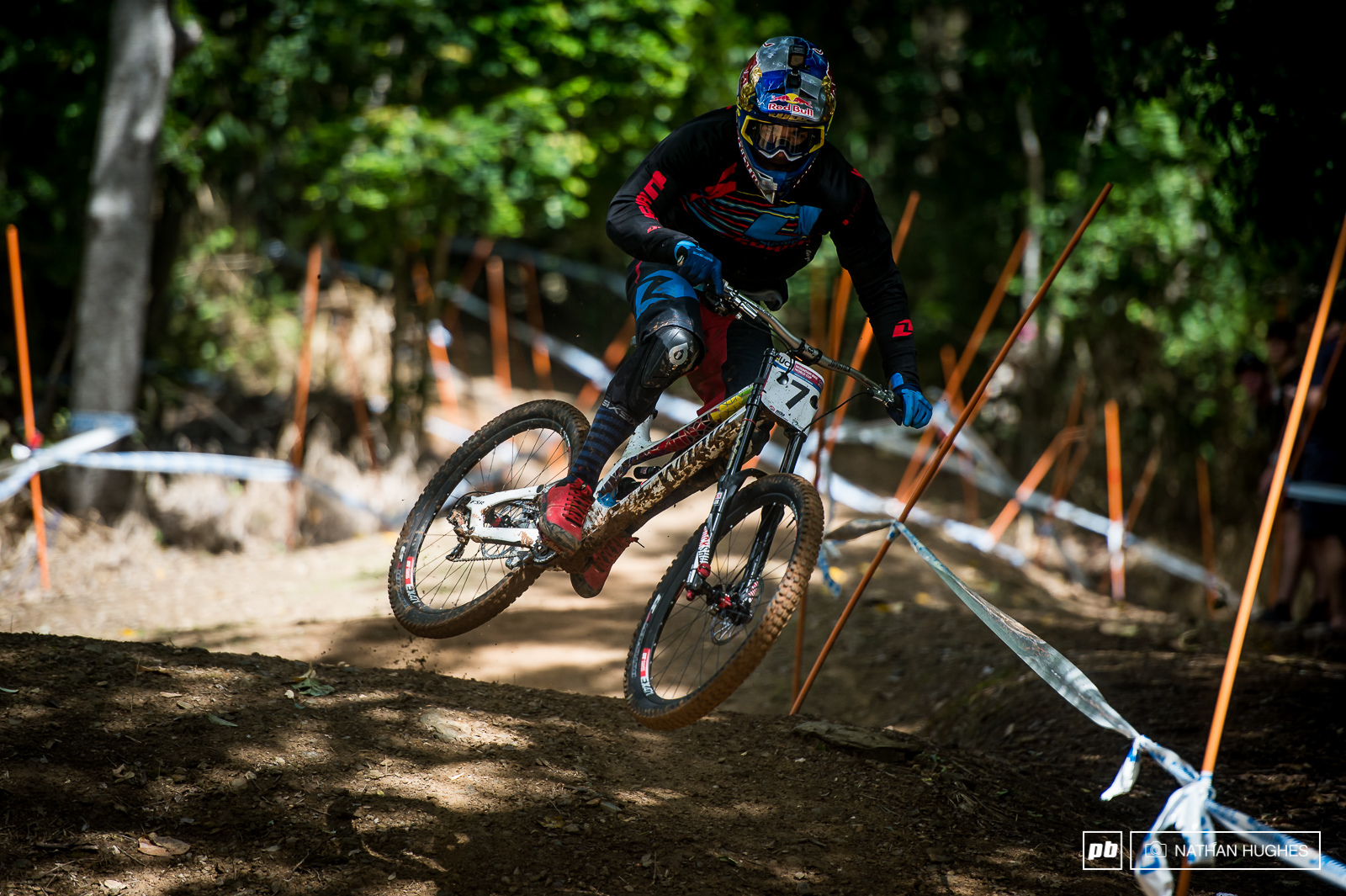 We re starting to lose track of how many times Loic has qualified first at a World Cup but he s of course still hunting that elusive finals win. Today he rode to 4th so perhaps the easing of pressure will help him to go all the way. Was today all but a gentle cruise on purpose Nous ne savons pas 