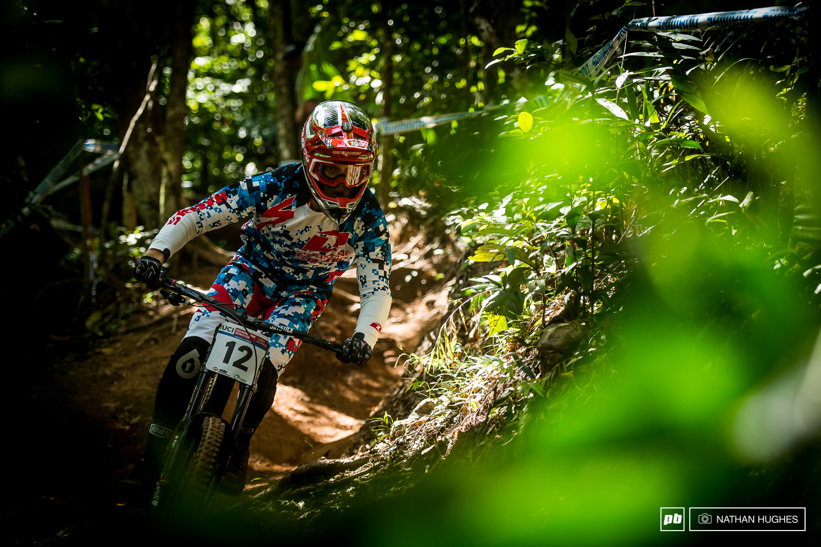 Loris Vergier took the win here in 2014 as a junior and tomorrow he ll go head to head with his buddy and World Champion team mate currently 6.5 seconds ahead of him.