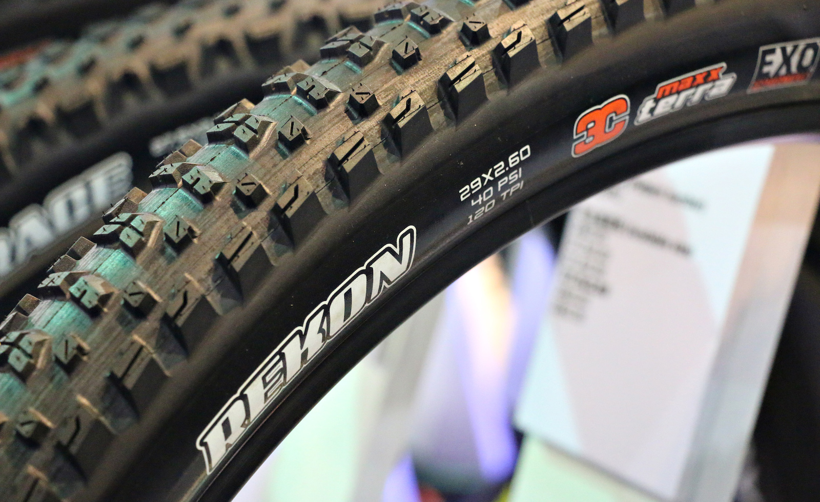 Maxxis Ardent Race Tire: 29 x 2.35" 3C, EXO, Tubeless Ready