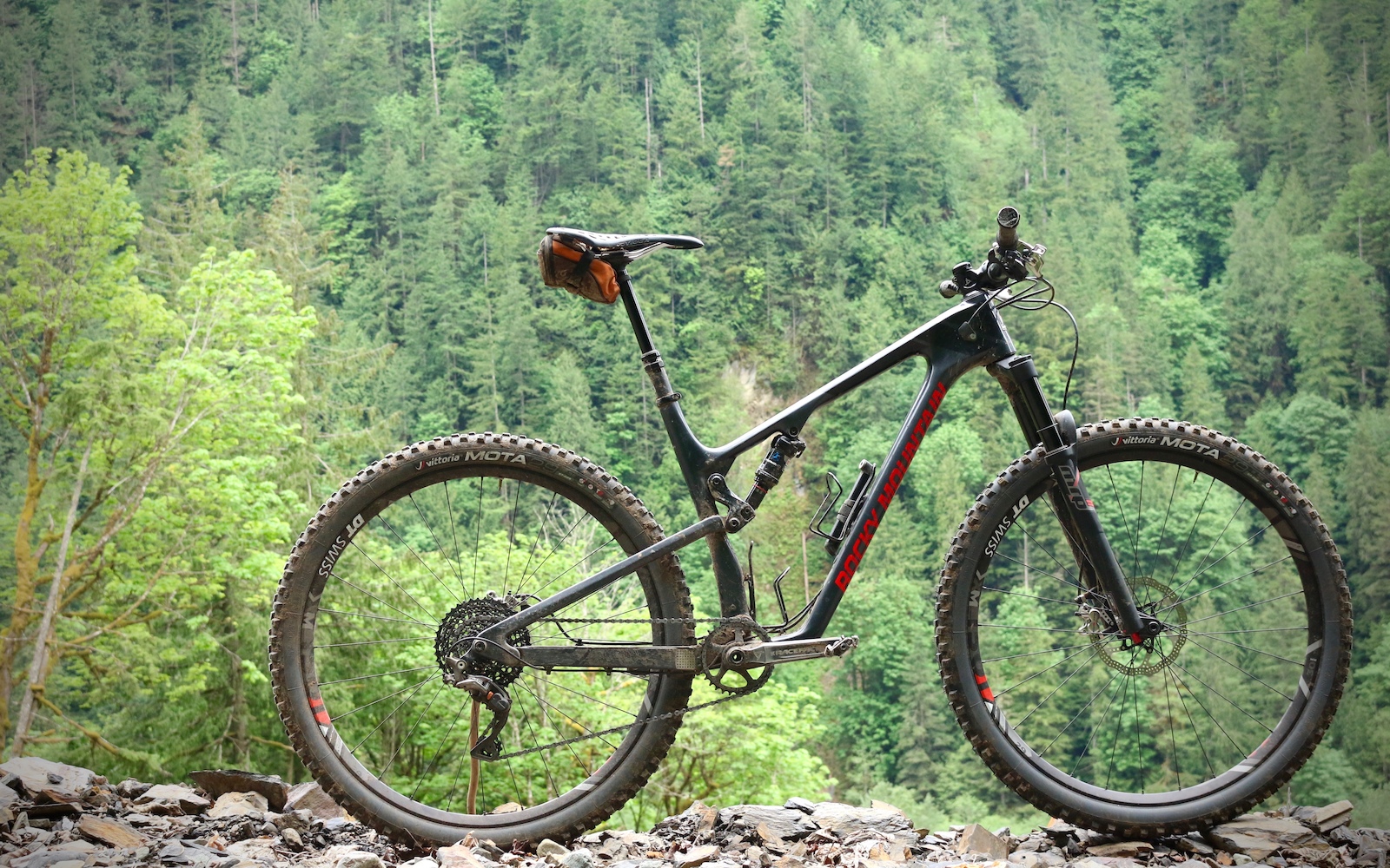 Staff Rides Mike Levy's Rocky Mountain Element Pinkbike