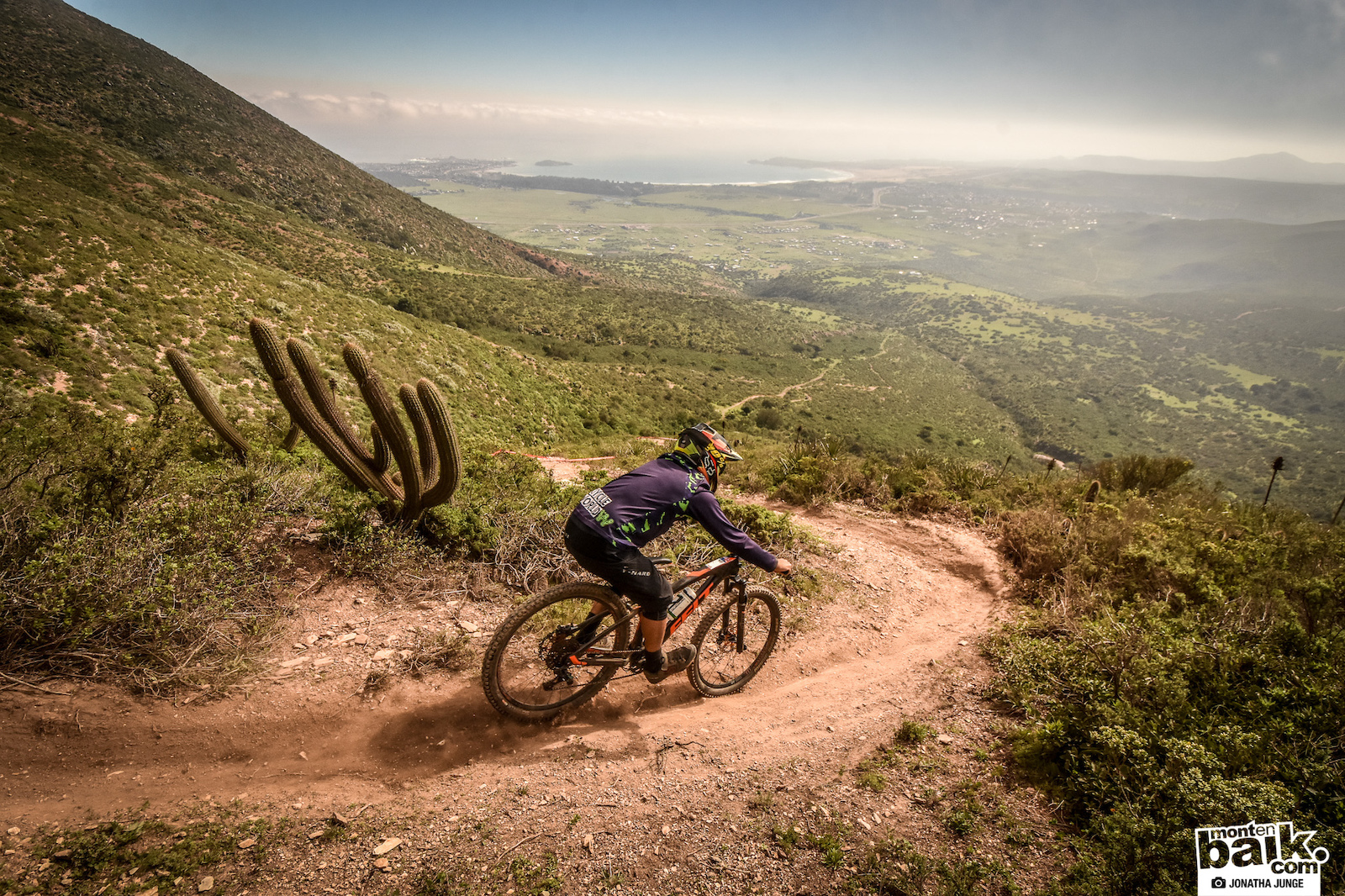 Enduro in Chile Racing the National Montenbaik Enduro Series in