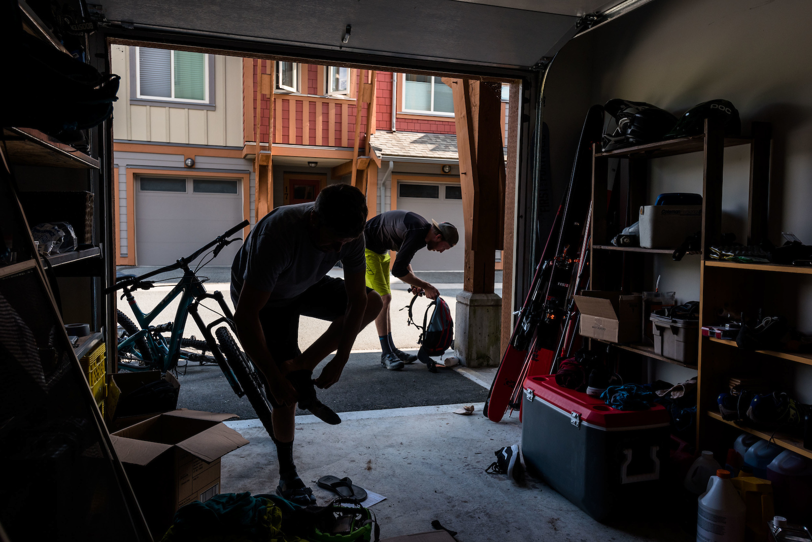 Hitchhiking B.C.'s Coastal Loop Tau of a Roadside Pickup Artist