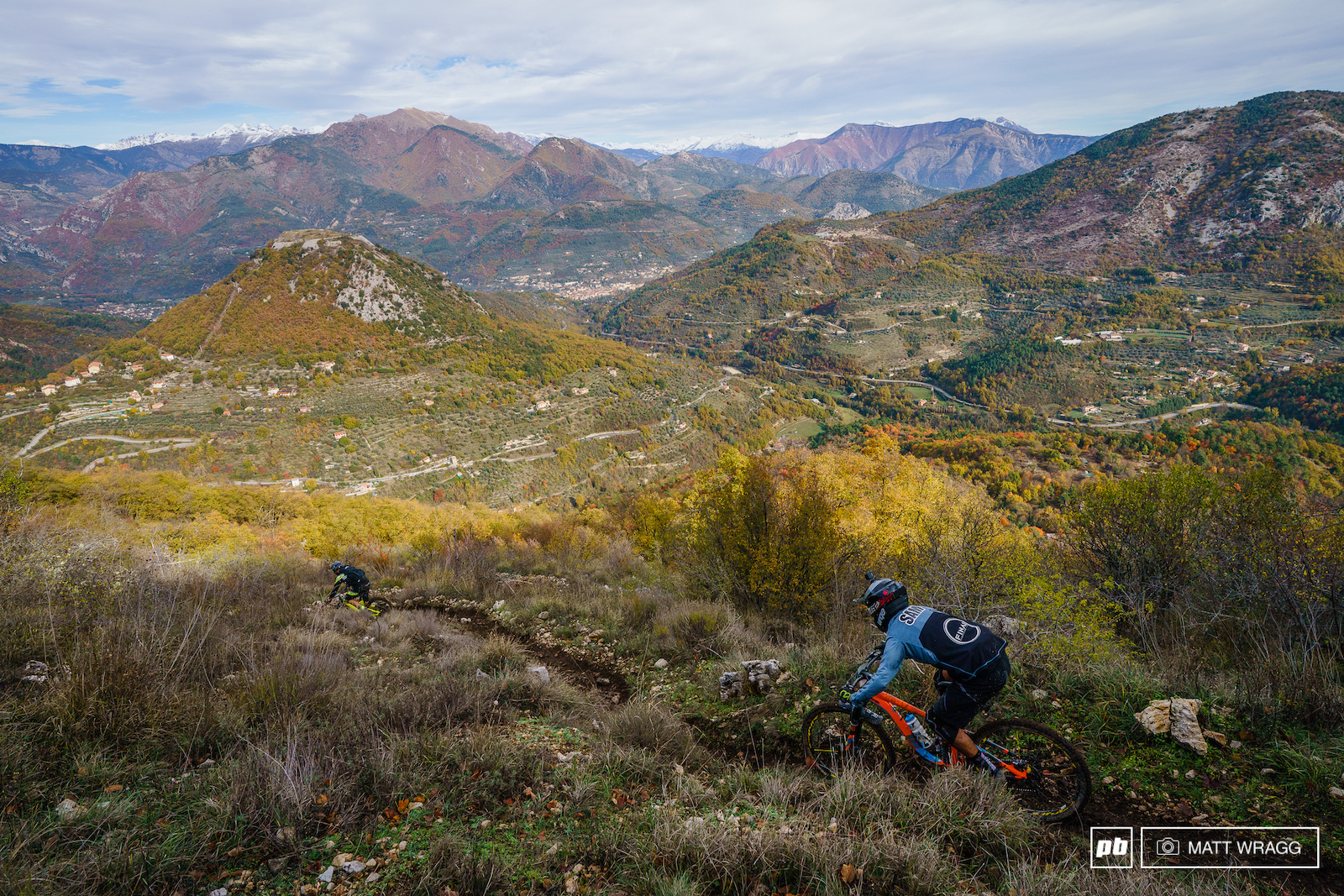 Stage three started the run down from the high crest where the first three stages started and down towards the lower parts of the valley.