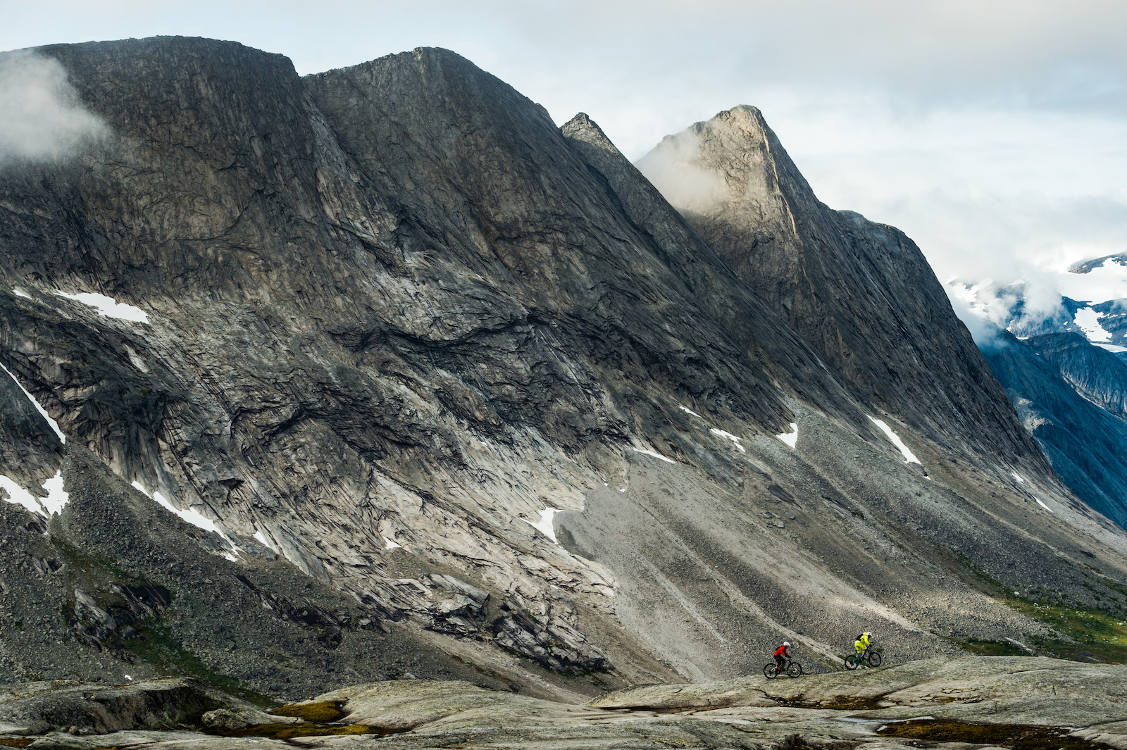 Mikael af Ekenstam and Joey Schulser riding at Reinnesfjellet Norway.