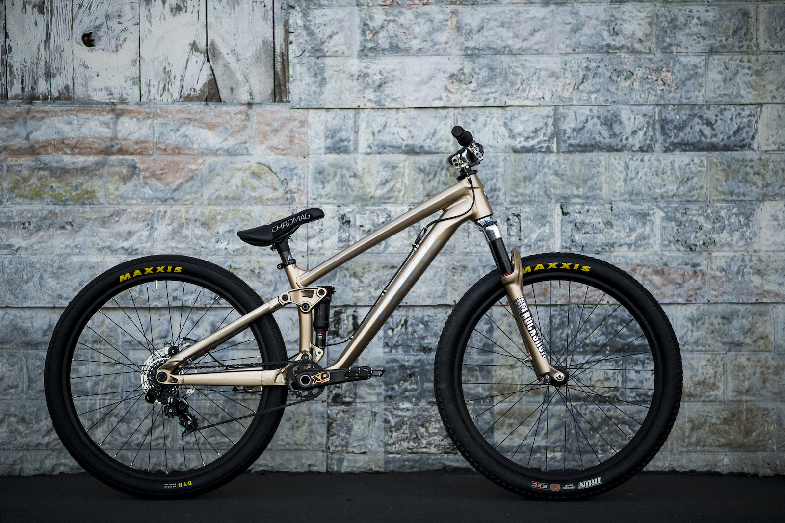 Brandon Semenuk s Trek Ticket S Bike Check - Photos by Ian Collins